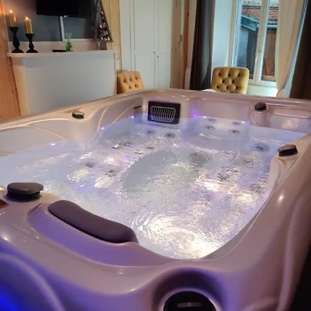 Les Du Jardin 5 - Eden - Jacuzzi Privatif